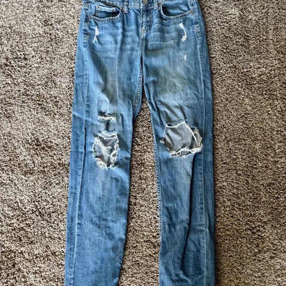 Aeropostale Boyfriend Ripped Jeans